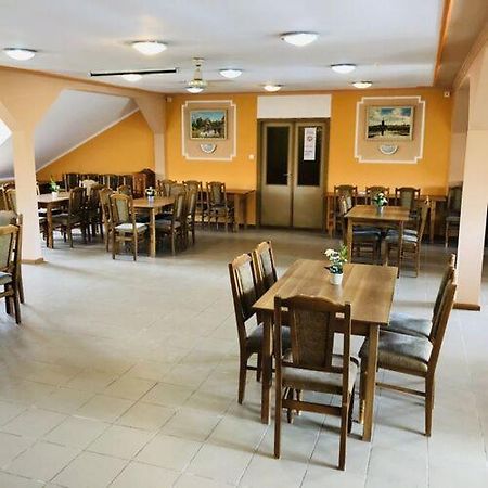 Cserki Panzio Balatonfőkajár Eksteriør billede